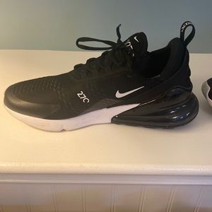 Womens Nike Air size 12